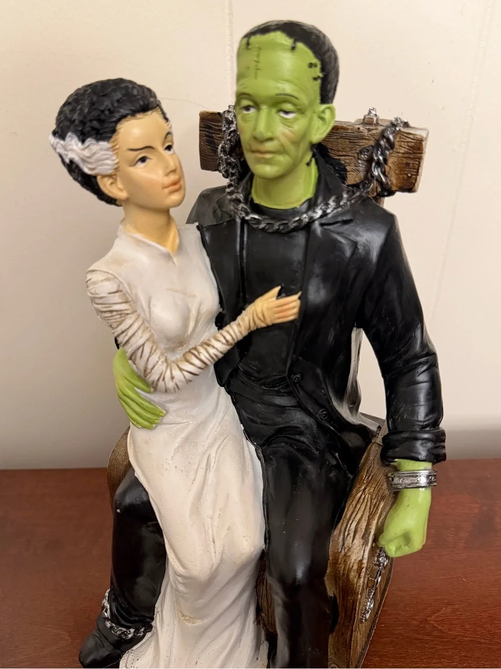 Bride of Frankenstein & Monster Resin Figurine Statue - Gothic Halloween EUC